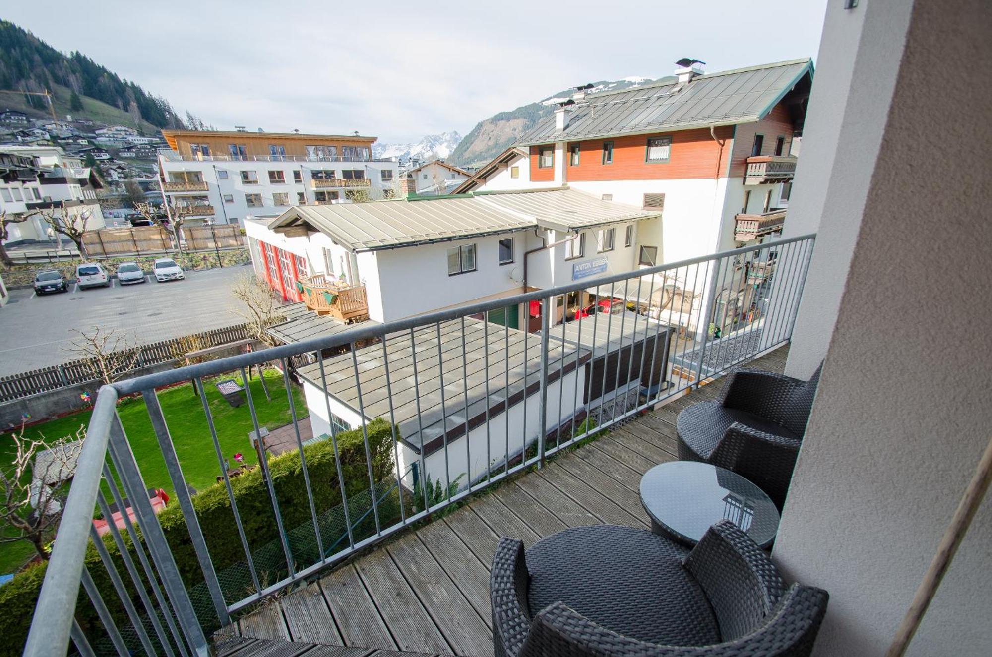 Appartementhaus Zell City By All In One Apartments Zell am See Eksteriør billede
